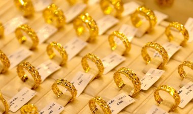 Giá vàng hôm nay 28/9/2024: Vàng nhẫn trên đỉnh cao kỷ lục, thế giới lao dốc