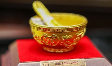 Giá vàng hôm nay 19/10/2025 leo đỉnh cao kỷ lục rồi đột ngột rơi mạnh